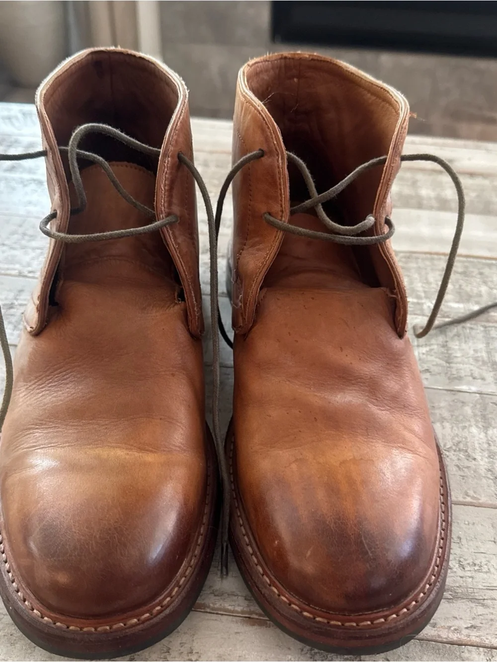 Frye Men's Leather Chukka Boots in Cognac Brown